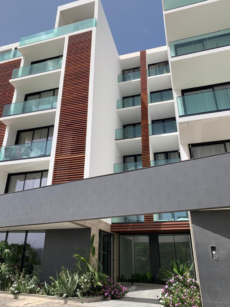 Apartamento Deluxe Santa Filomena 明德卢 外观 照片